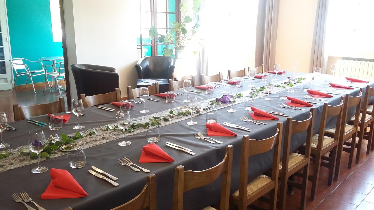 Hotel Restaurant Les 3 Chenes Fréjus Extérieur photo